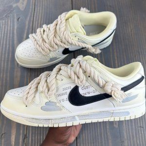 Nike Men's Black and Tan Dunks